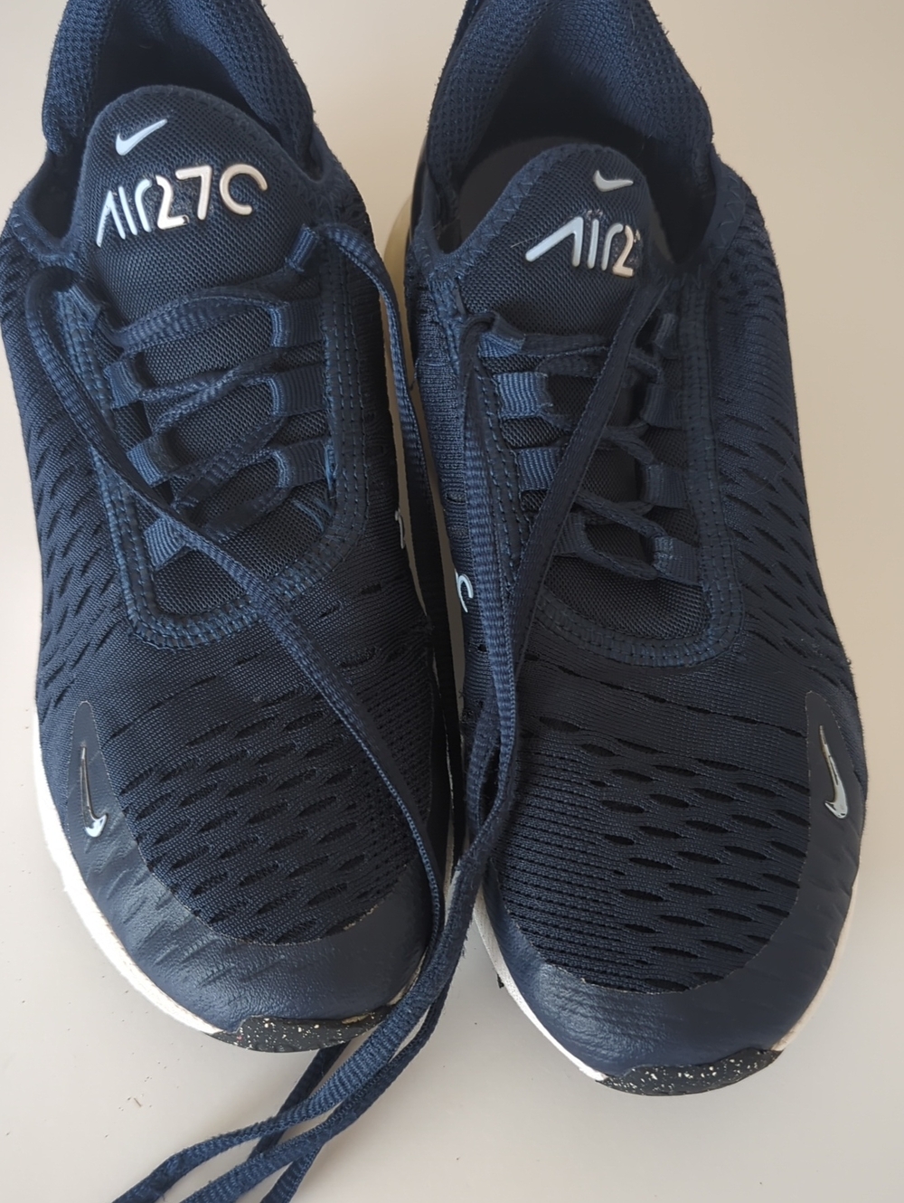 Nike Shoes Size 4Y - Picture 2 of 9